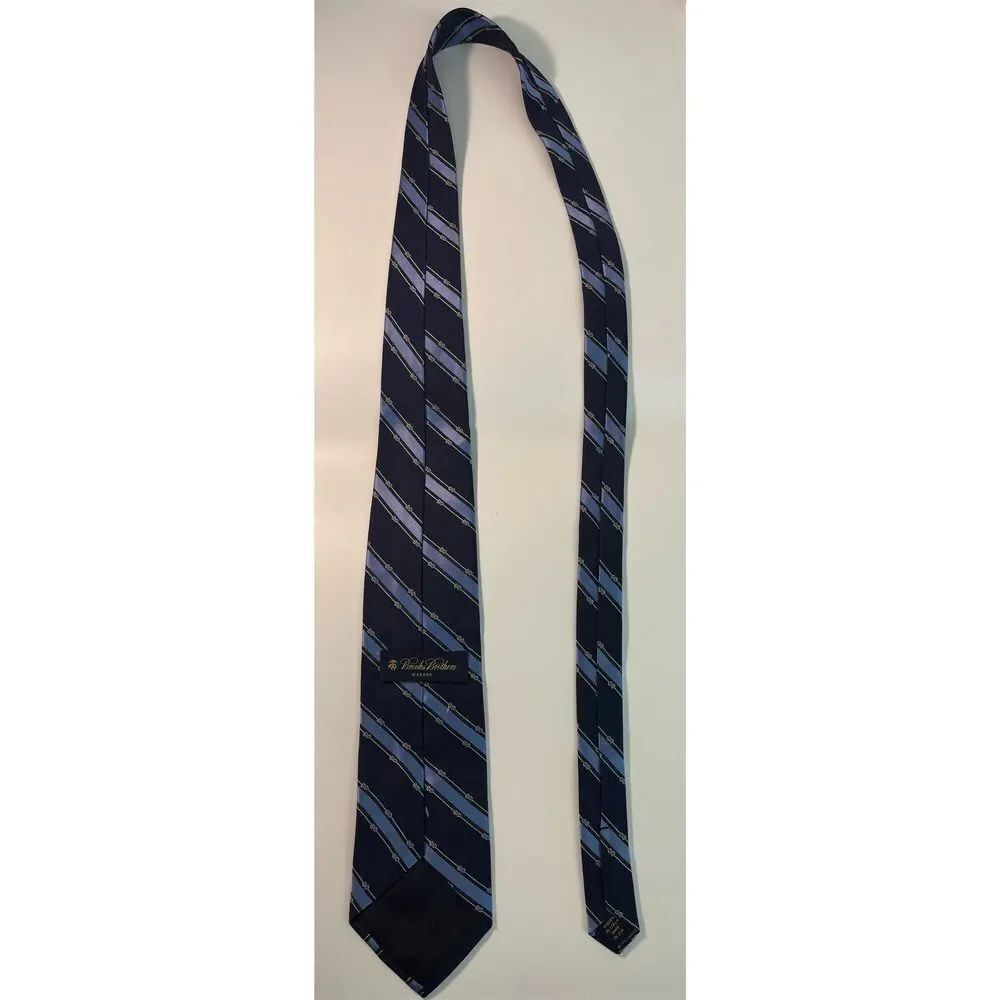 Brooks Brothers tie - Picture 3 of 4